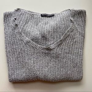 gray Brandy Melville v-neck sweater